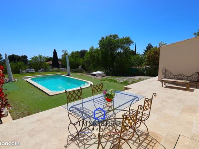 Propriété 5 pièces 105 m²