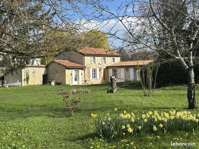 Propriété 5 pièces 106 m²