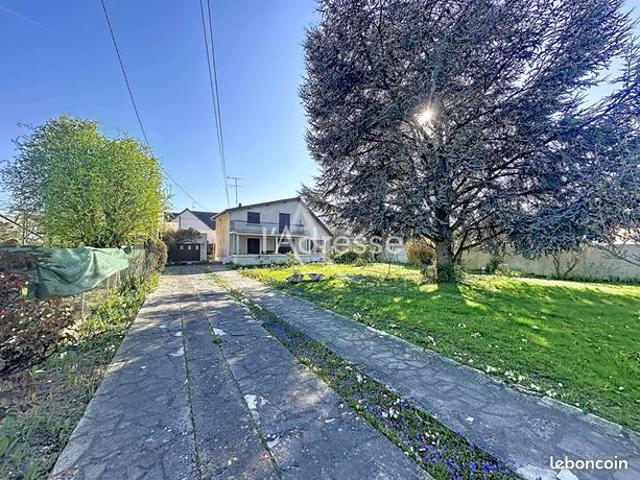 Propriété 5 pièces 106 m²
