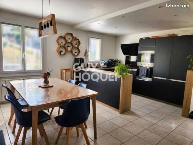 Propriété 5 pièces 107 m²