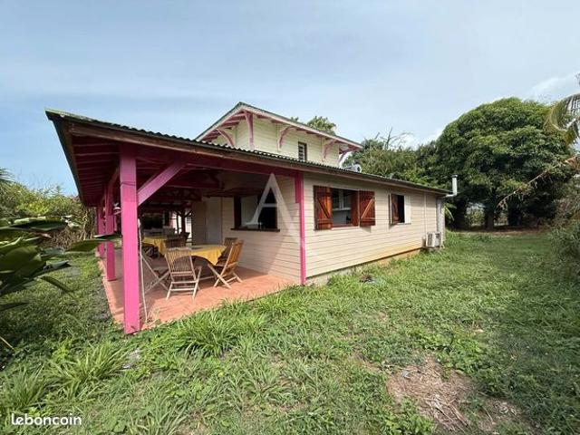 Propriété 5 pièces 107 m²