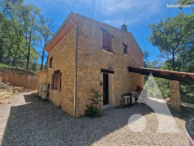 Propriété 5 pièces 107 m²