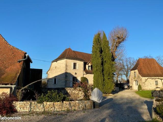 Propriété 5 pièces 108 m²