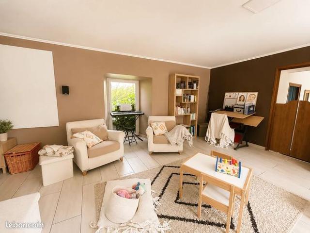 Propriété 5 pièces 108 m²