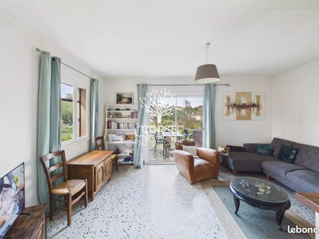 Propriété 5 pièces 108 m²