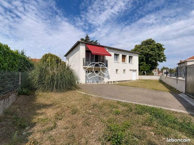 Propriété 5 pièces 108 m²