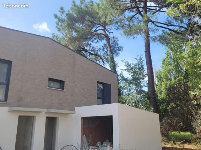 Propriété 5 pièces 108 m²