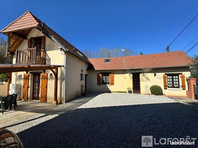 Propriété 5 pièces 109 m²