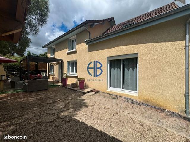 Propriété 5 pièces 109 m²