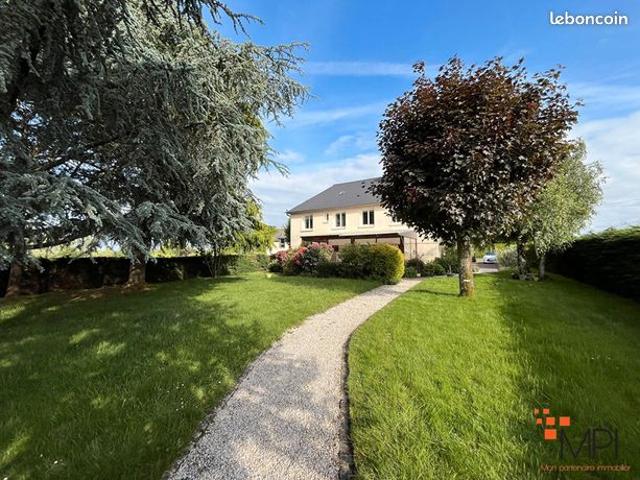 Propriété 5 pièces 109 m²