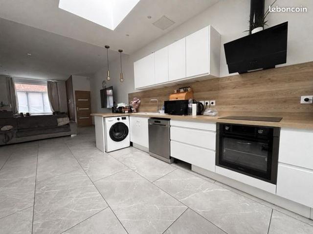 Propriété 5 pièces 100 m²