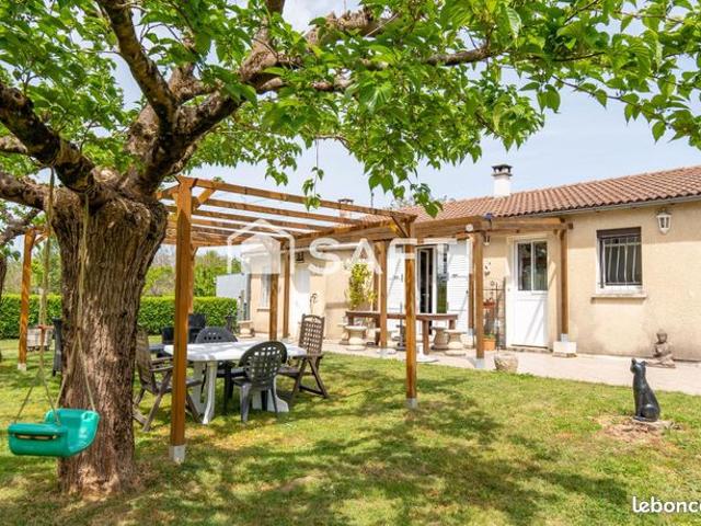 Propriété 5 pièces 100 m²