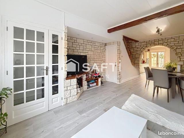 Propriété 5 pièces 100 m²