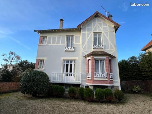 Propriété 5 pièces 100 m²