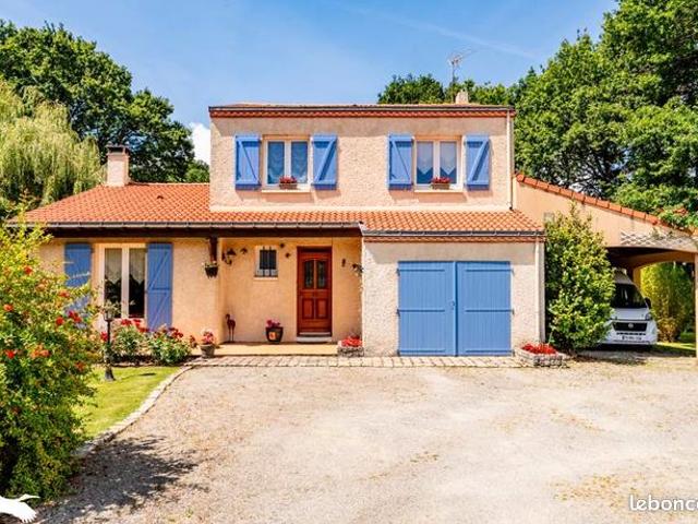 Propriété 5 pièces 100 m²