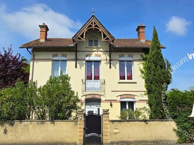 Propriété 8 pièces 135 m²