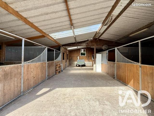 Propriété 5 pièces 100 m²