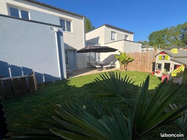Propriété 5 pièces 101 m²