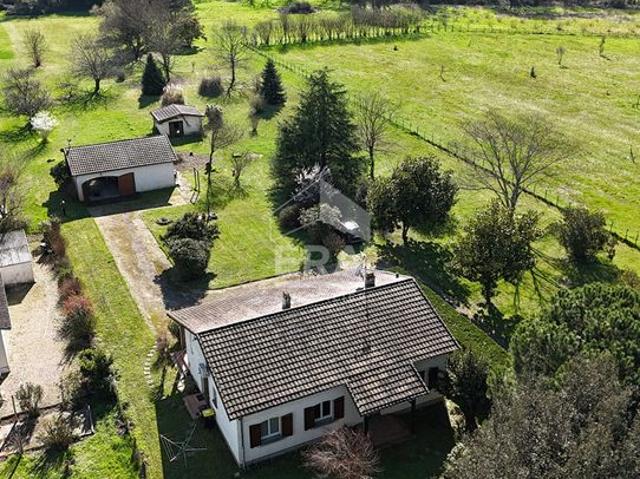 Propriété 5 pièces 101 m²