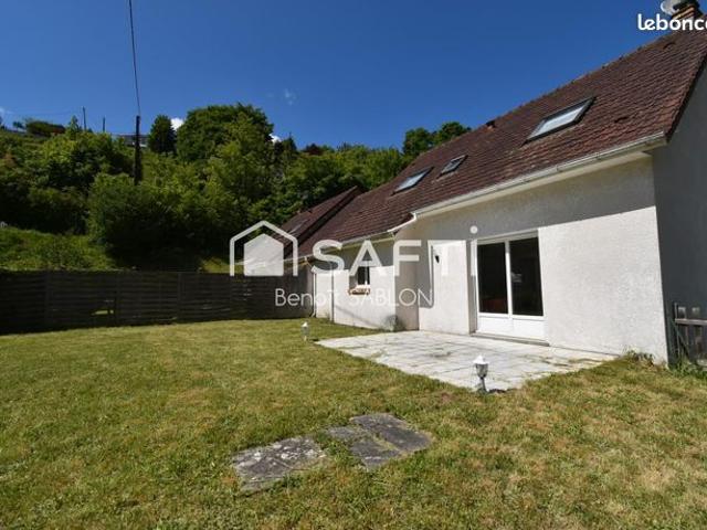 Propriété 5 pièces 102 m²