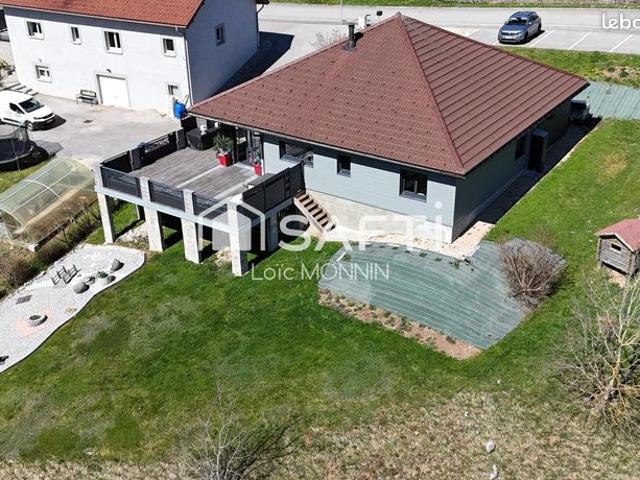 Propriété 5 pièces 102 m²