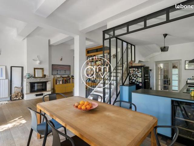 Propriété 5 pièces 110 m²
