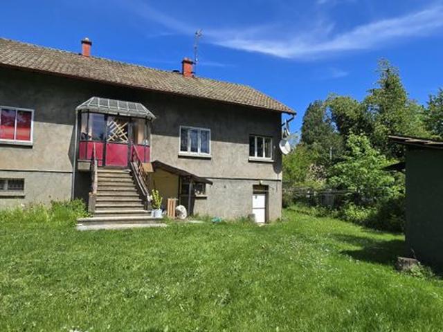 Propriété 5 pièces 102 m²