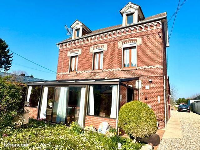 Propriété 5 pièces 103 m²