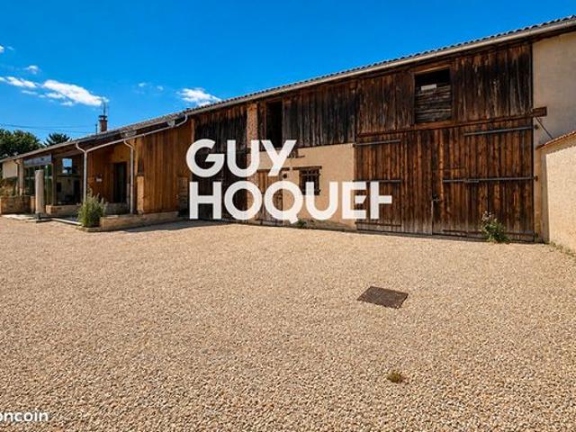 Propriété 5 pièces 114 m²