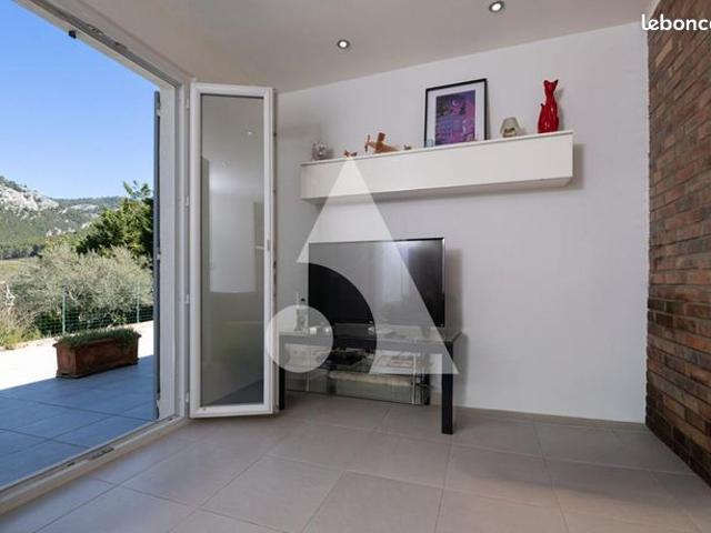 Propriété 5 pièces 114 m²