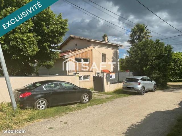 Propriété 5 pièces 114 m²