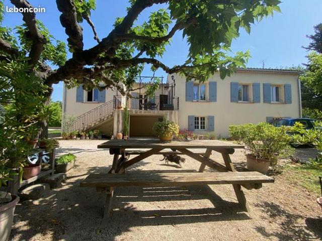 Propriété 5 pièces 114 m²