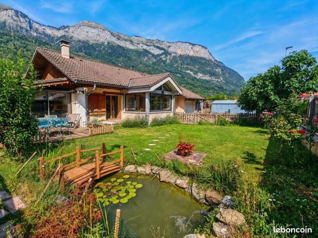 Propriété 5 pièces 115 m²