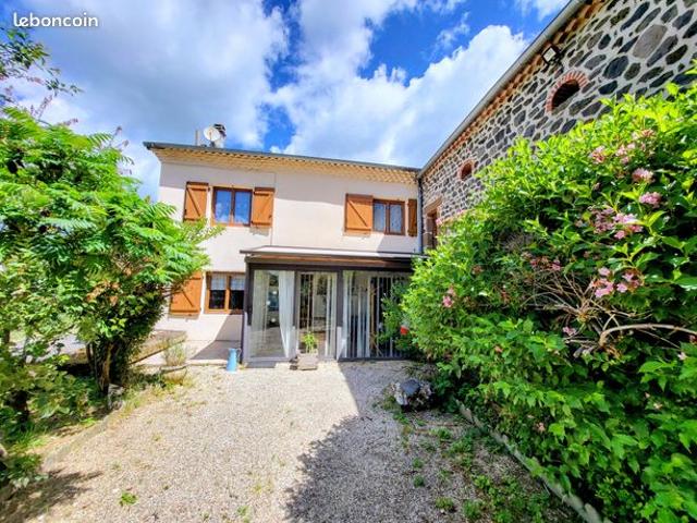 Propriété 5 pièces 115 m²