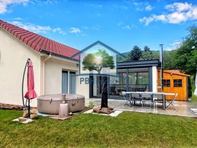 Propriété 5 pièces 115 m²