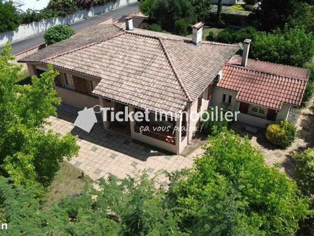Propriété 5 pièces 115 m²