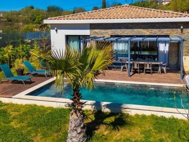 Propriété 5 pièces 115 m²