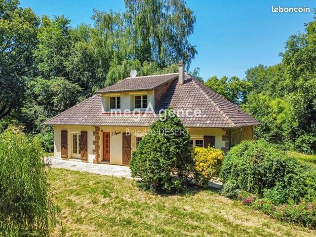Propriété 5 pièces 116 m²