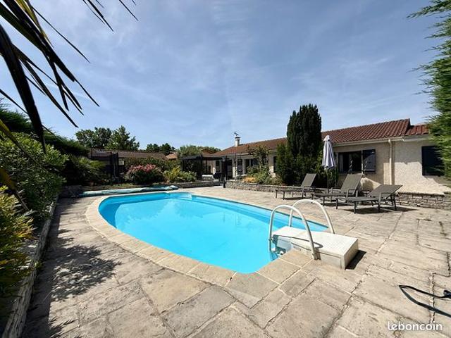Propriété 5 pièces 117 m²