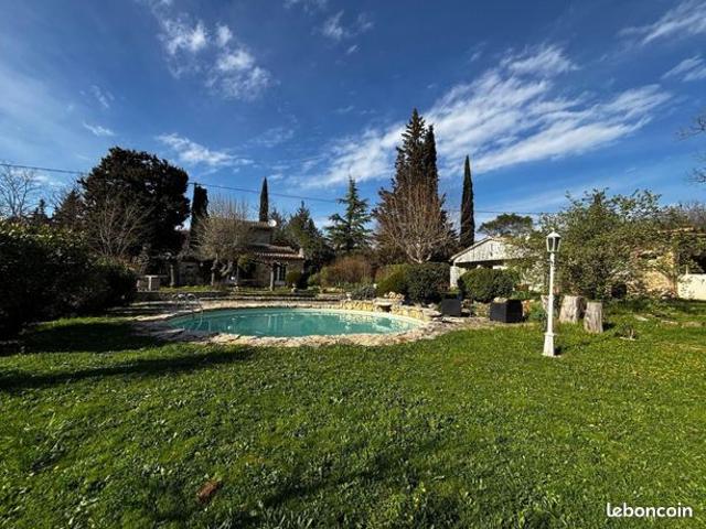 Propriété 5 pièces 117 m²