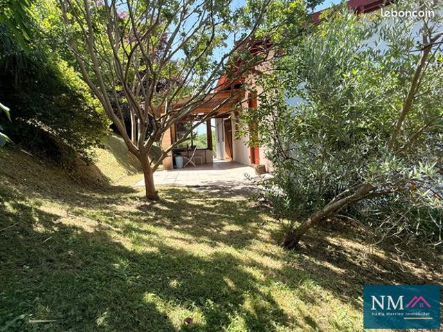 Propriété 5 pièces 117 m²