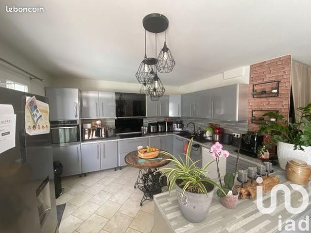 Propriété 5 pièces 119 m²