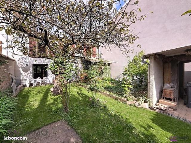 Propriété 5 pièces 110 m²