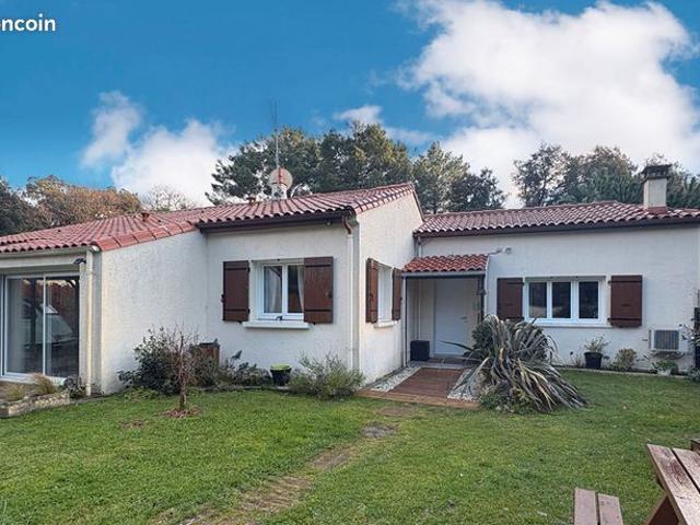 Propriété 5 pièces 110 m²