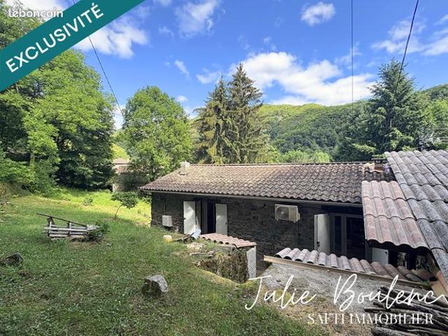 Propriété 5 pièces 110 m²