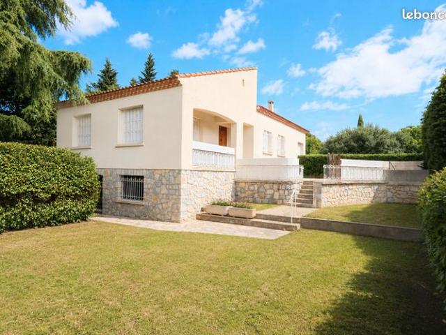 Propriété 5 pièces 110 m²