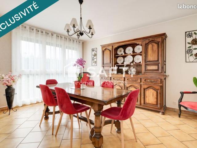 Propriété 5 pièces 110 m²