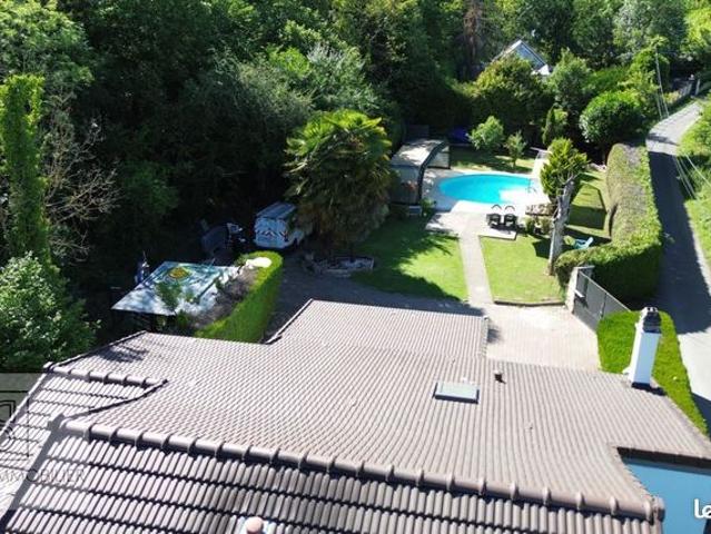 Propriété 5 pièces 110 m²