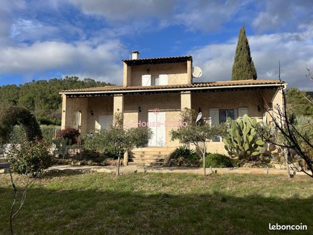 Propriété 5 pièces 111 m²