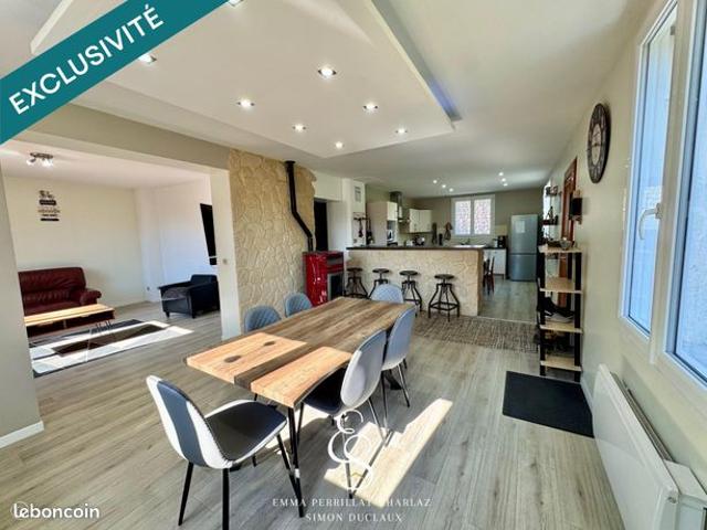 Propriété 5 pièces 112 m²
